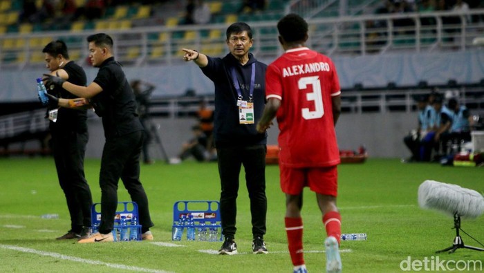 Indra Sjafri membawa Indonesia ke semifinal Piala AFF U-19 untuk keempat kalinya. (Foto: Deny Prastyo)